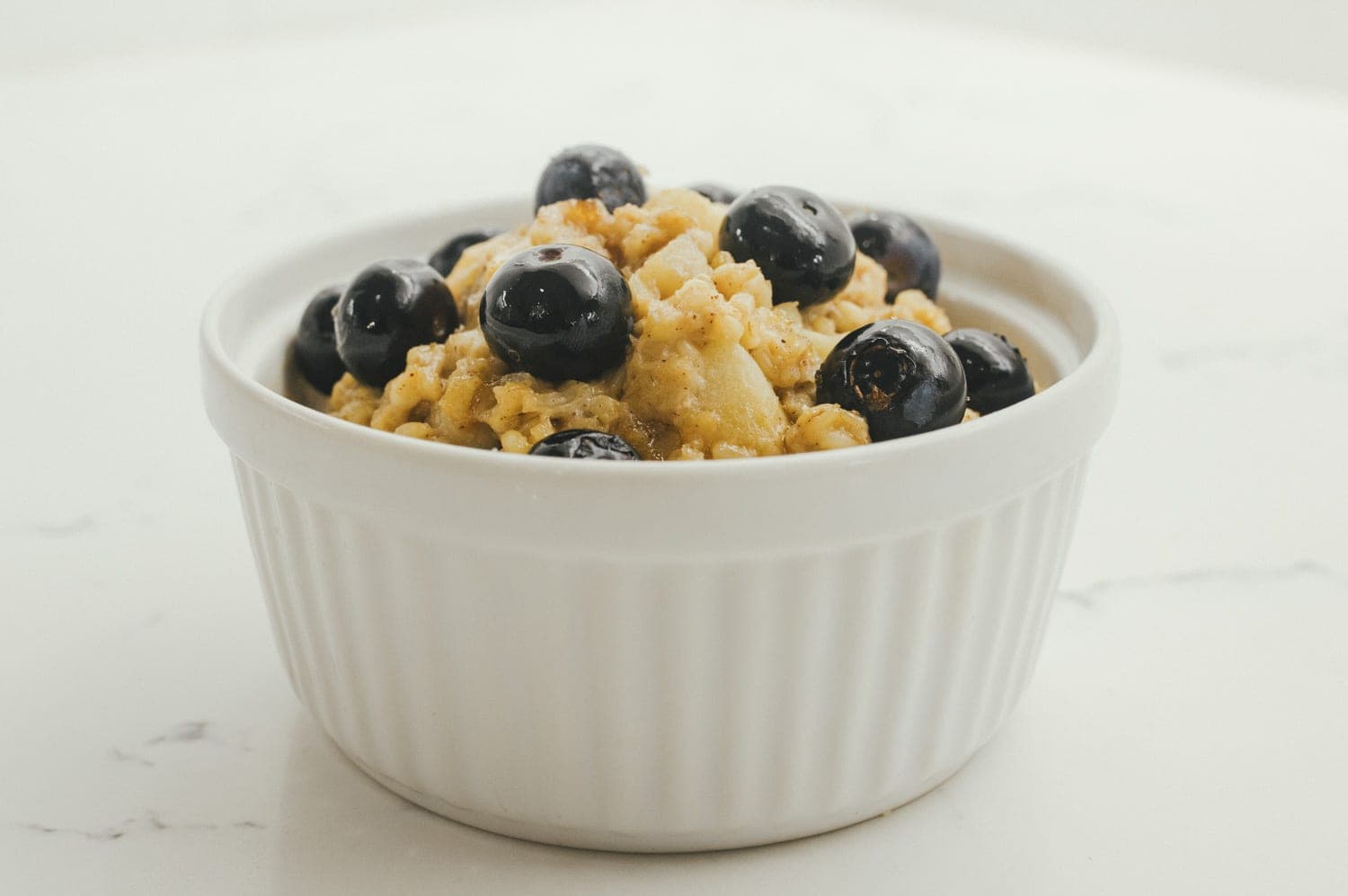 Crock Pot Apple Cinnamon Steel Cut Oatmeal